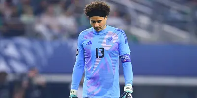 Ochoa en partido con el Tri. Foto: ESTO