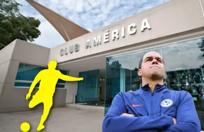 Oficinas de Coapa, André Jardine de brazos cruzados y silueta de jugador/ Foto Sports Illustrated.