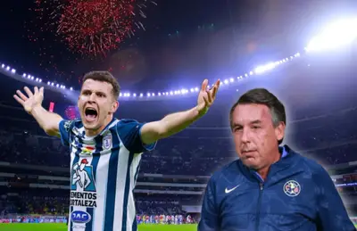 Oussama Idrissi reclamando y Emilio Azcárraga/ Foto Debate.