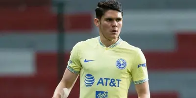 Parece que de nueva cuenta Israel Reyes está en sintonía para ser el mejor defensa del América.