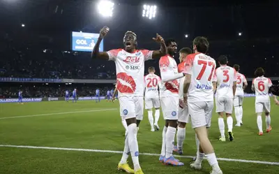 Partido entre Johan Vásquez e Hirving Lozano que se inclinó a favor de ex de Pachuca, gracias al 3-0 de Napoli sobre Cremonese.