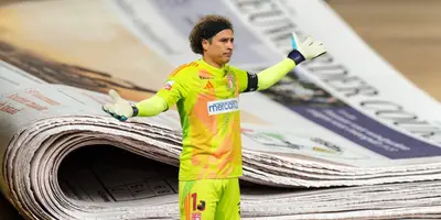 Periódico tomado de Canva, con Ochoa al frente