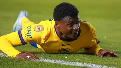 Pese a todas las expectativas, el holandés jamás estuvo a la altura y su salida es inminente.