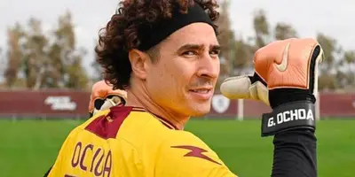 Por eso Guillermo Ochoa es una figura mundial, uno de los mejores elementos de Italia.