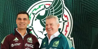 Rafael Márquez junto a Javier Aguirre / FOTO EL IMPARCIAL DE OAXACA