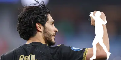 Raúl celebrando gol. Foto: Selección Mexicana