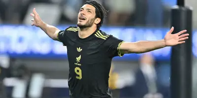 Raul en partido. Foto: Récord