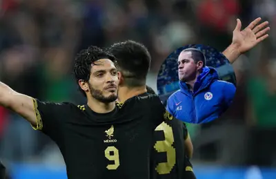 Raúl Jiménez y André Jardine/ Foto GOAL.