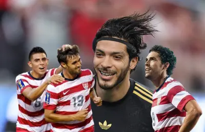 Raúl Jiménez y ex jugadores de Estados Unidos/Foto Mi Selección.
