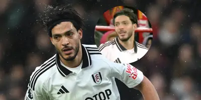 Raúl Jiménez y su blooper ante Liverpool / FOTO X