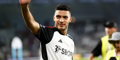 Raúl Jiménez y su primer gol con el Fulham es todo lo que necesita para triunfar.