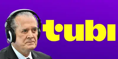 Raúl Orvañanos junto a logo de Tubi / FOTO FUTBOL TOTAL