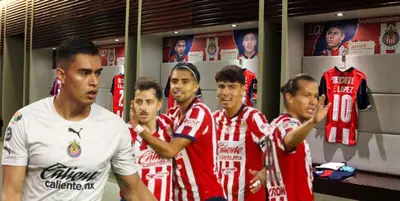 Raúl Rangel junto a jugadores de Chivas / FOTO TRANSFERMARKT