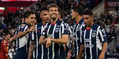 Rayados en partido. Foto: Revista Q