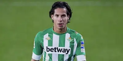 Reportes de Kery Ruiz indican que hay un culpable de que Diego Lainez no brillara en Europa: le faltó apoyo al entrenador