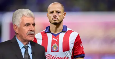 Ricardo Ferretti junto a Javier Hernández / FOTO MEXSPORT