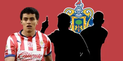 Richy Ledezma junto a futbolistas de Chivas / FOTO X