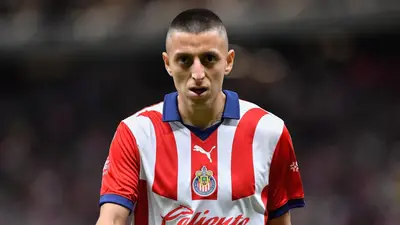 Roberto Alvarado / Foto: Chivas