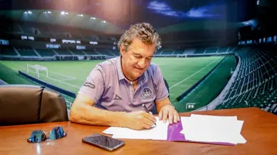 Rubén Omar Romano está de vuelta en los banquillos del fútbol mexicano, tras cinco años de ausencia, esta ves su destino será Mazatlán.