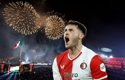 Santiago Giménez celebrando y fuegos artificiales/ Foto Memorias de un Cubano.