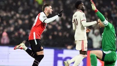 Santiago Giménez / Foto: Champions League