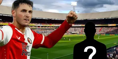 Santiago Giménez y al fondo el Estadio del Feyenoord / Foto EFE