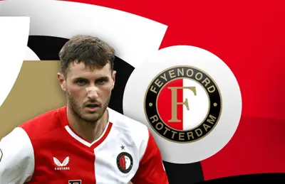 Santiago Giménez y logo del Feyenoord/ Foto Transfery.info