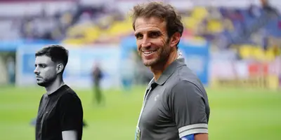 Si se quiere ir Anselmi que se vaya, Cruz Azul y la 1ra opción como DT