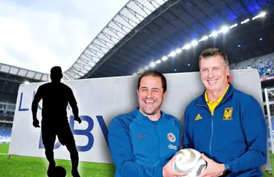 Silueta de jugador, André Jardine y Robert Siboldi/Foto Fútbol Total.