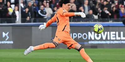 Sin duda, Guillermo Ochoa fue el héroe este lunes con la Salernitana