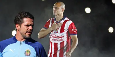 ¿Tan rápido? Chicharito y el 1er problema que causó en Chivas, Gago preocupado
