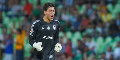 Tapia en partido. Foto: Fútbol Total