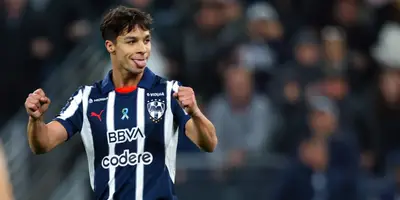 Torres en partido con Rayados. Foto: Mediotiempo