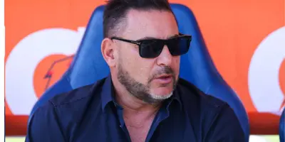 Tras la renuncia de Jorge Almirón, Boca Juniors estaría interesado en Antonio Mohamed.
