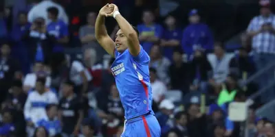 Un penal de Iván Morales le dio los tres puntos a ‘La Máquina’