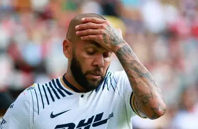 Una corte española denegó al futbolista brasileño, ex de Pumas, el amparo para salir de la cárcel y continuar su proceso en libertad.