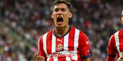 Uno de los mejores jugadores de las Chivas podría estar fuera del club y Paunovic habló.