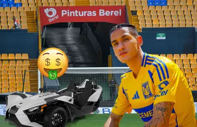 Uriel Antuna, auto Slingshot y emoji de dinero/Foto ESPN.