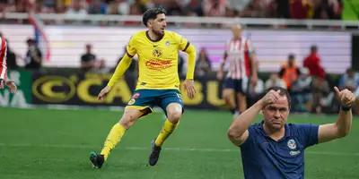 Valdés vs Chivas. Foto: Club América
