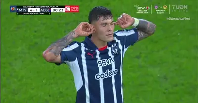 Vázquez celebrando gol. Captura de TUDN