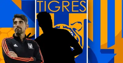 Veljko Paunovic junto a futbolista incógnito / FOTO FACEBOOK