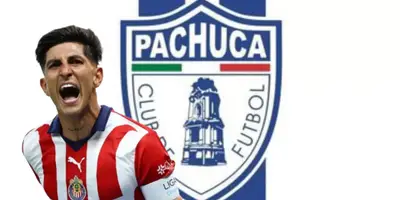 Víctor Guzmán. junto al escudo del Pachuca / FOTO DE PASES