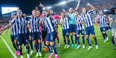 Y se dicen los grandes del fútbol mexicano, la estrella que Monterrey les arrebató al América y las Chivas