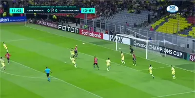 Ya se abrió el marcador en la cancha del Estadio Azteca.