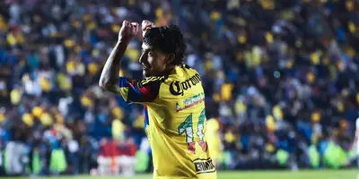 Zendejas tras gol. Foto: Club América