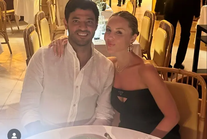 Carlos Vela en Cannes, Francia