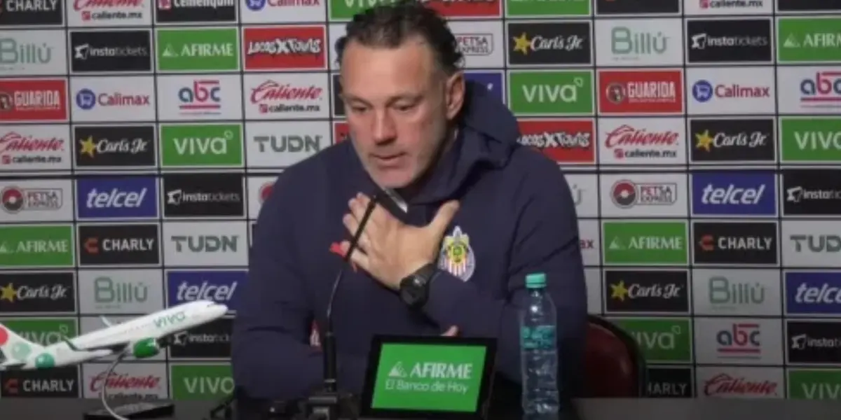 Lo que reclamó Gabriel Milito en plena rueda de prensa a sus jugadores, luego del agónico empate entre Chivas y Xolos