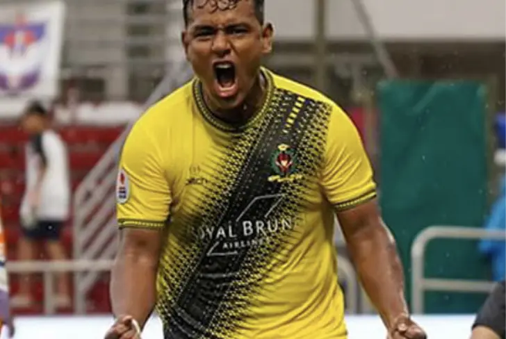 Julio Cruz celebrando gol en Singapur / FOTO EL IMPARCIAL DE OAXACA