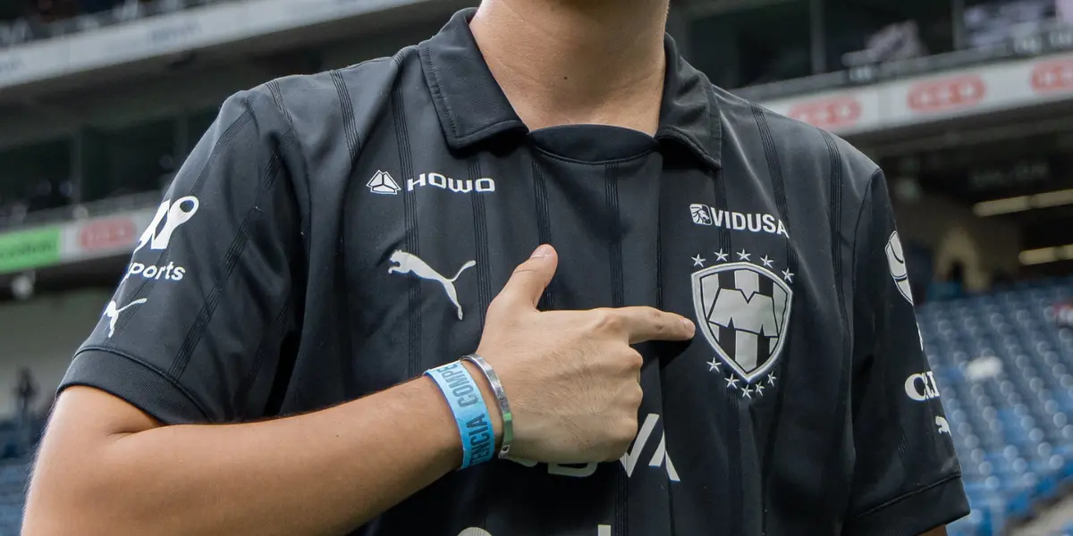 Rayados acelera en el cierre de mercado y estaría por fichar este delantero de 109 millones