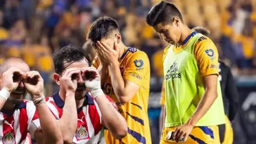 Jugadores de Chivas junto a futbolistas de Tigres / FOTO SPORTSMEDIA